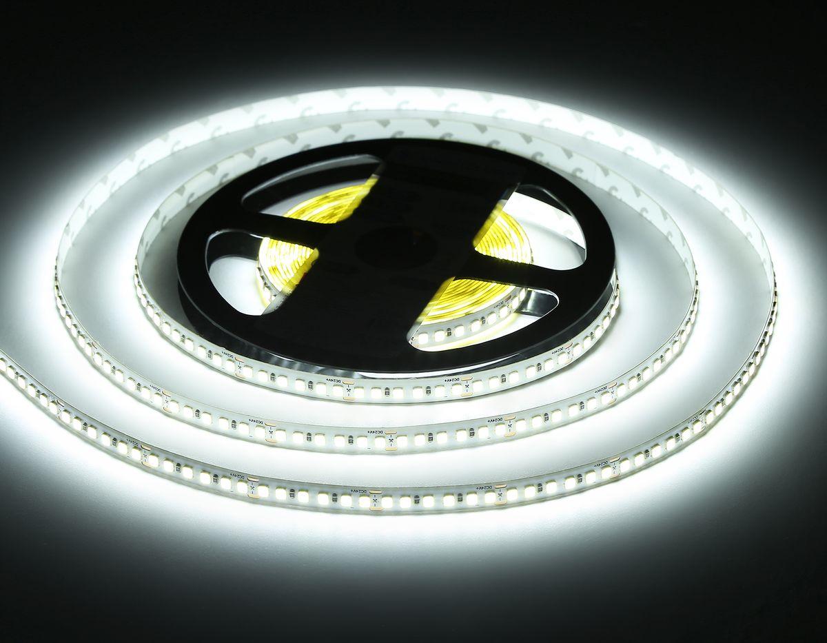 фото светодиодная лента холодный белый ambrella light 14,4w/m 180led/m 2835smd 6500к 5m gs3203 | 220svet.ru