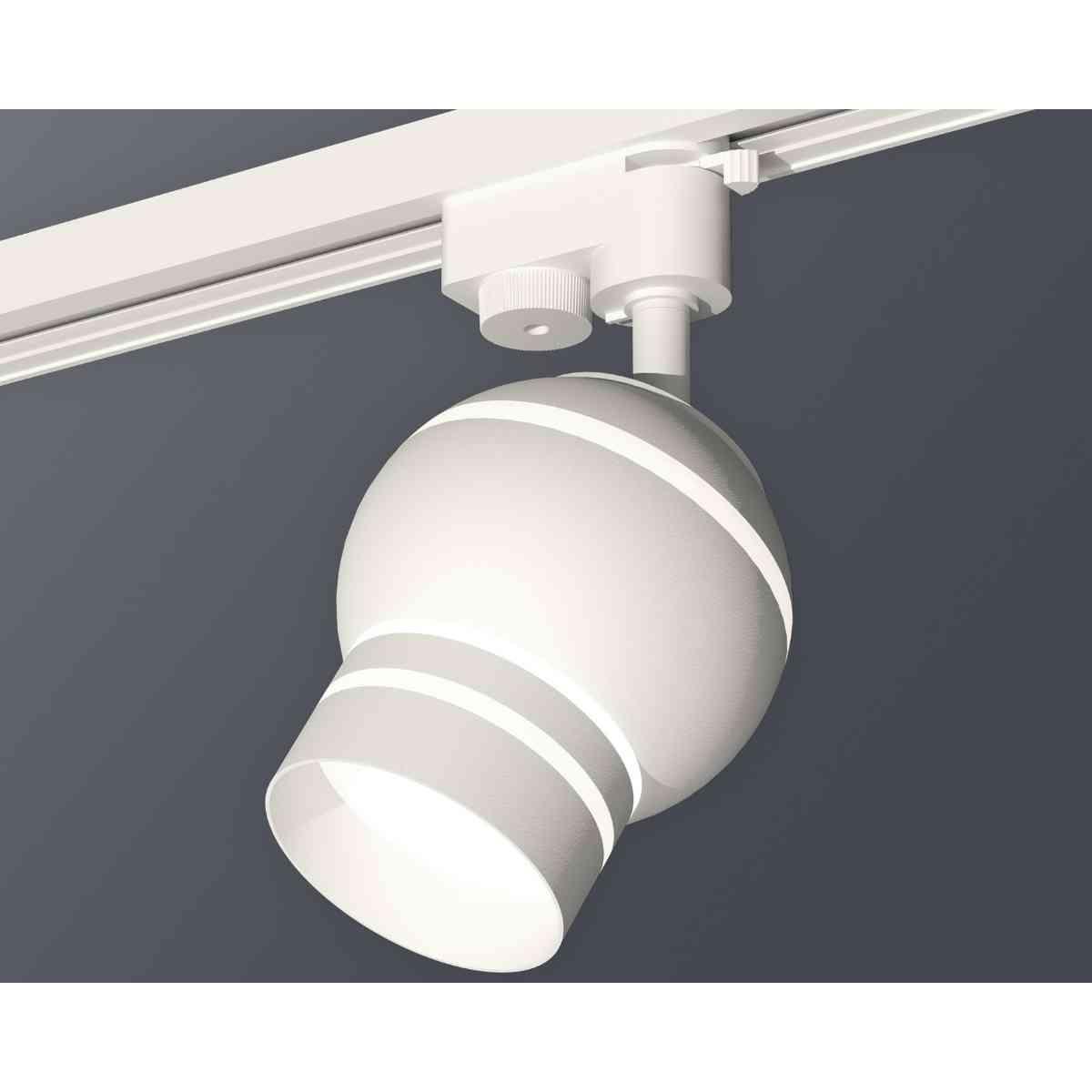 фото комплект трекового светильника ambrella light track system xt1101050 swh/fr белый песок/белый матовый (a2520, c1101, n7141) | 220svet.ru